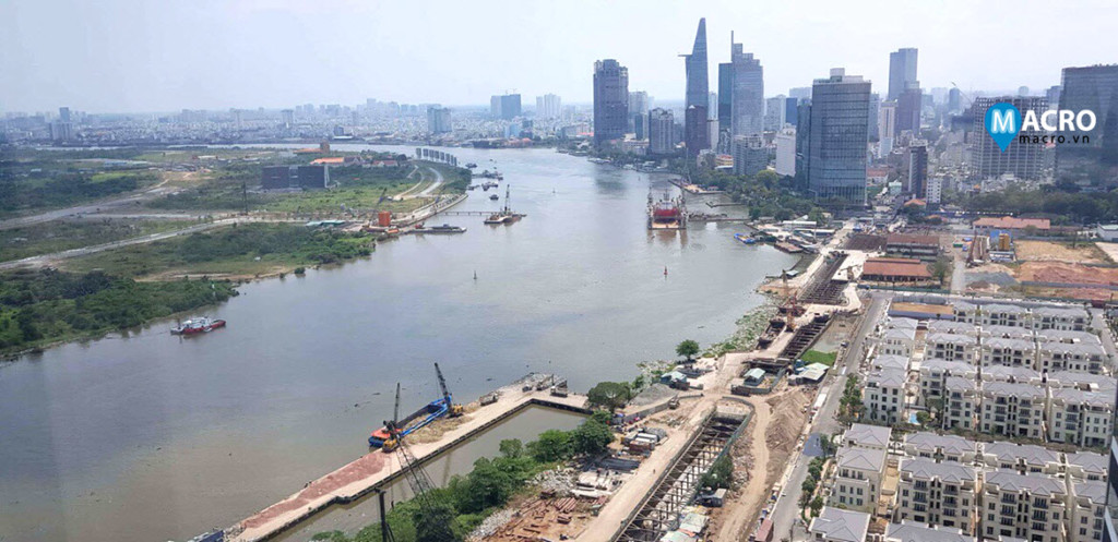 Vinhomes Golden River apartment for rent with Saigon river view
