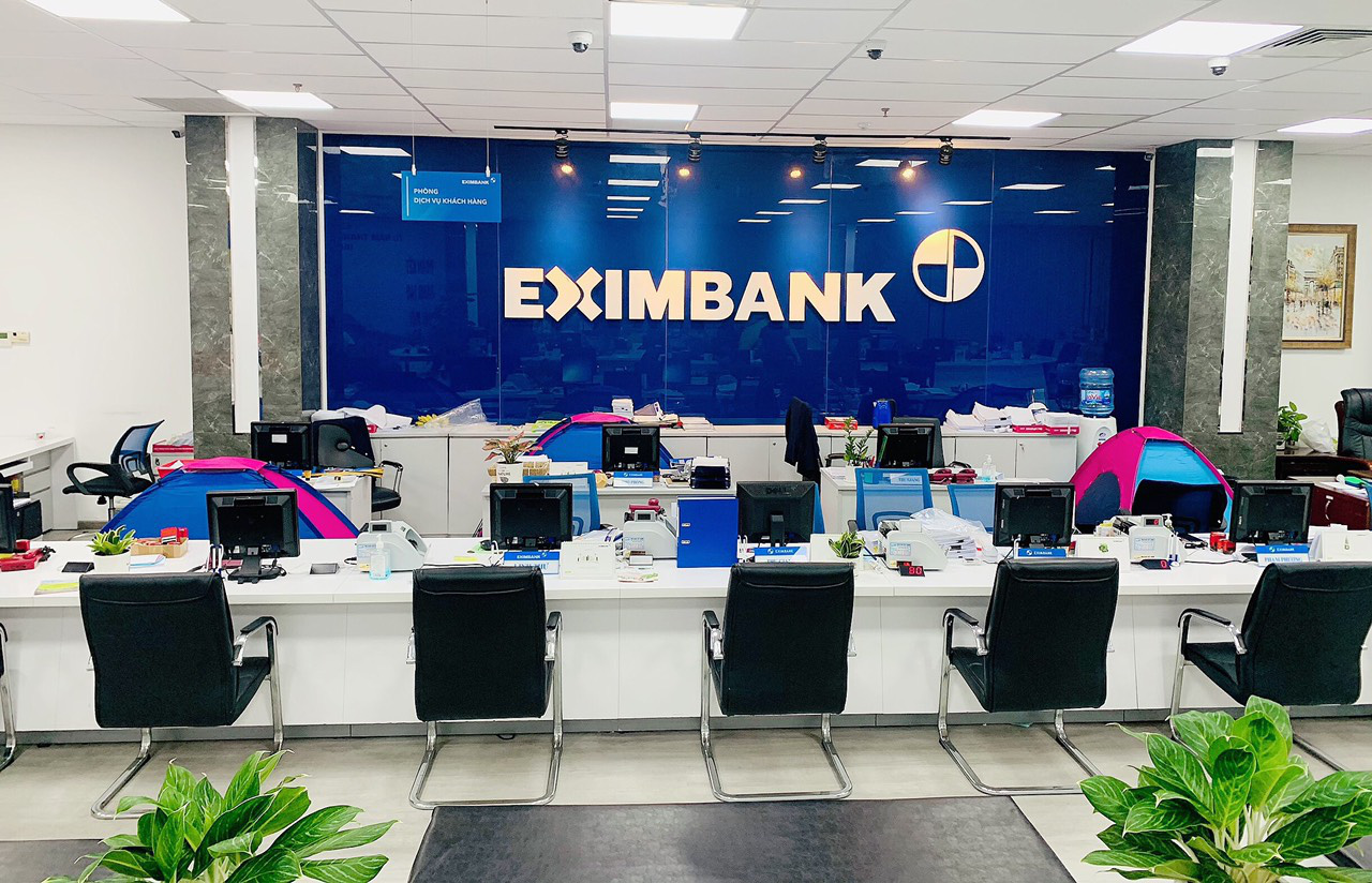 Ho Chi Minh City banks practice ‘stay-at-work ‘mechanism to maintain normal operations