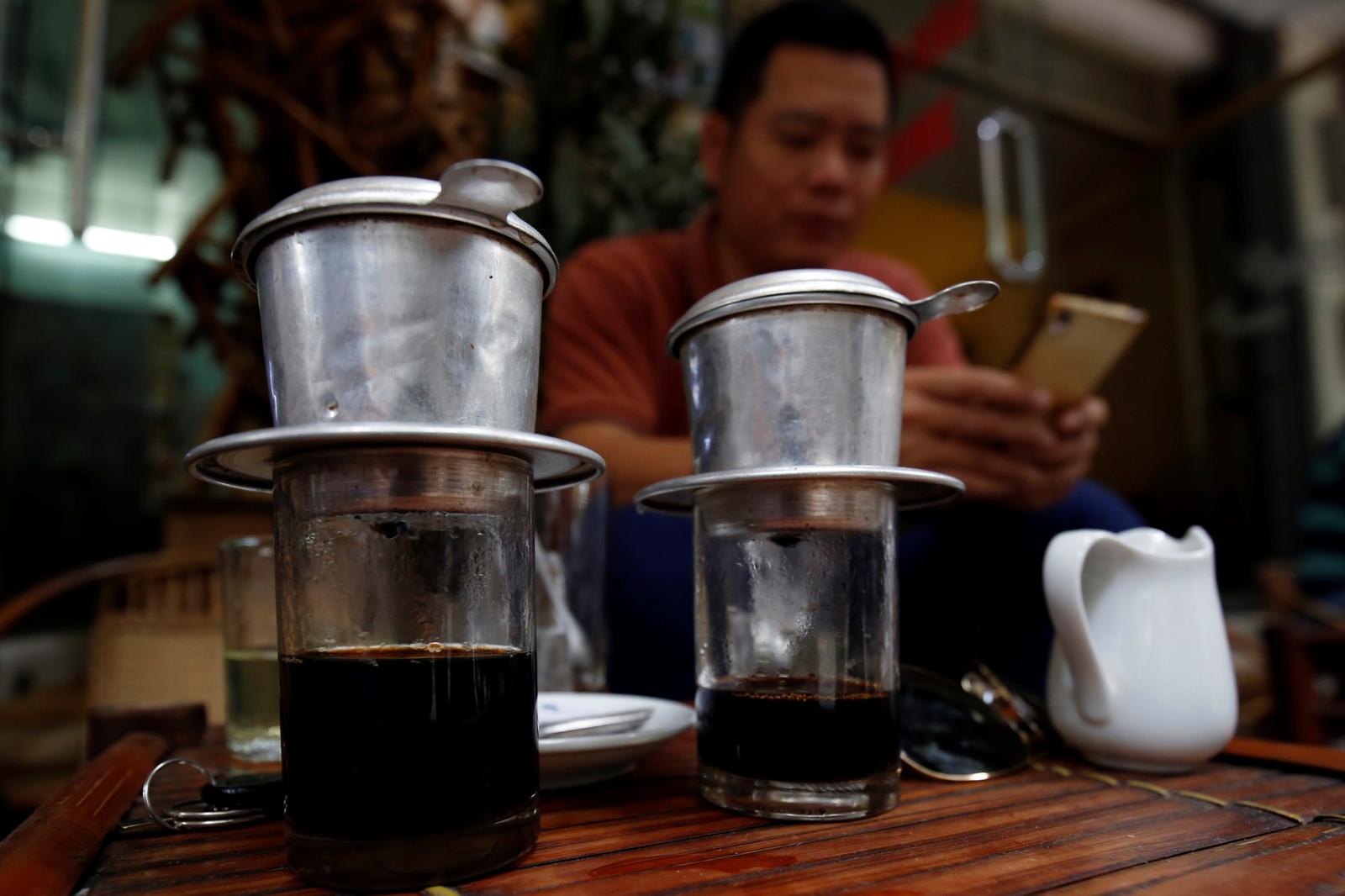 Asia Coffee-Prices pick up in Vietnam on global cues, tight supplies