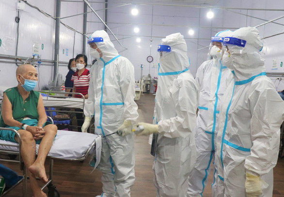 Vietnam adds 13,698 coronavirus infections, 210 fatalities