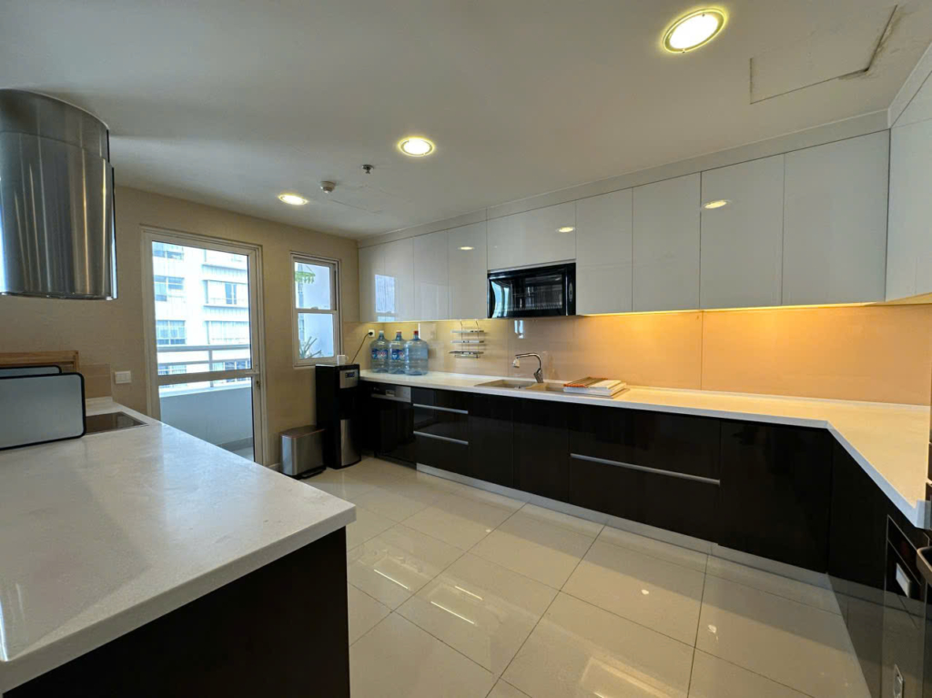 Sunrise-City-2BR-for-rent